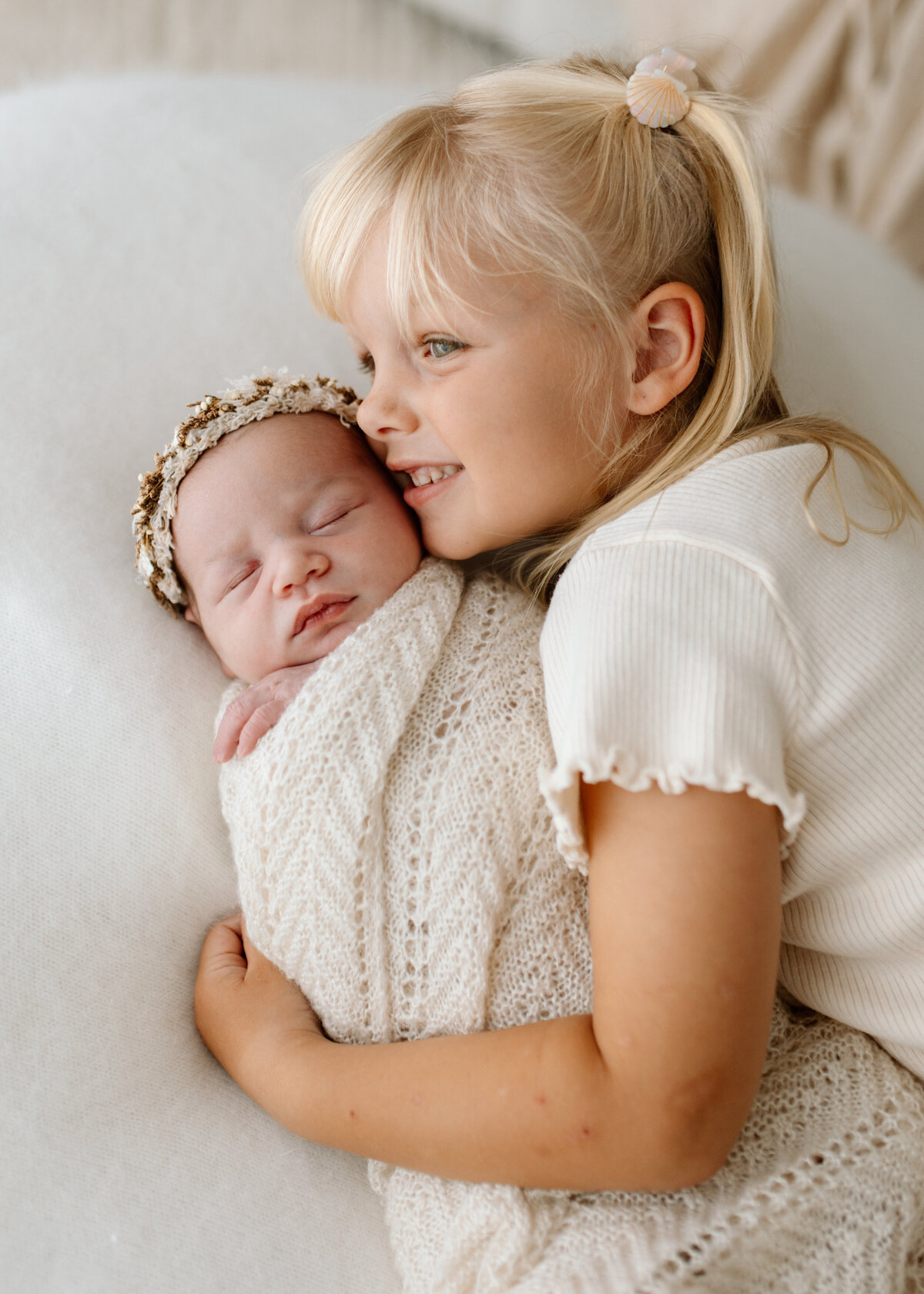 Perth newborn and sibling photoshoot-03