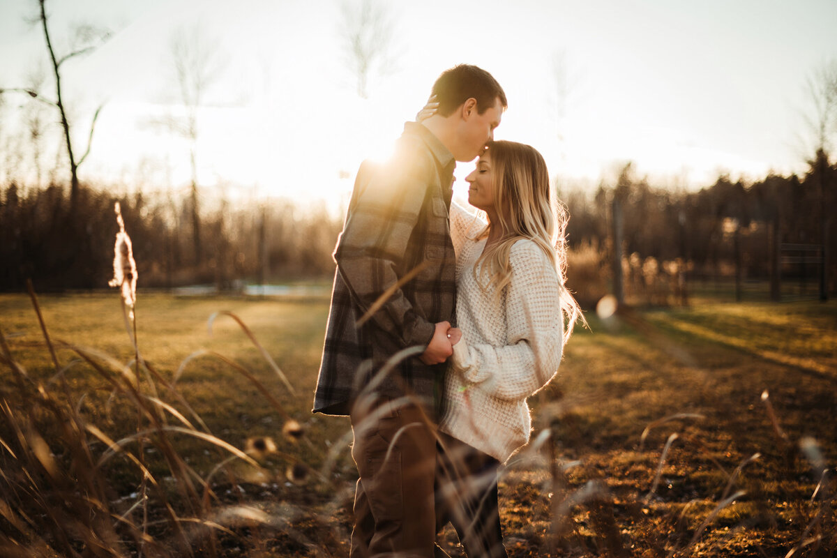 warm engagement session