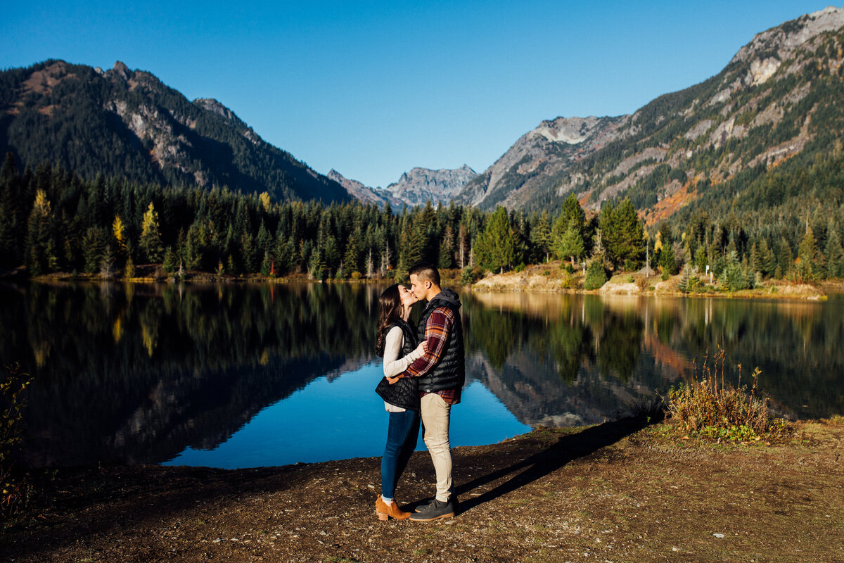 Kyle-Nicole-Engagement_PREVIEW-1