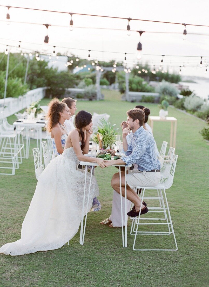 Style-Me-Pretty-Island-Dinner-Party-Dasfete-17