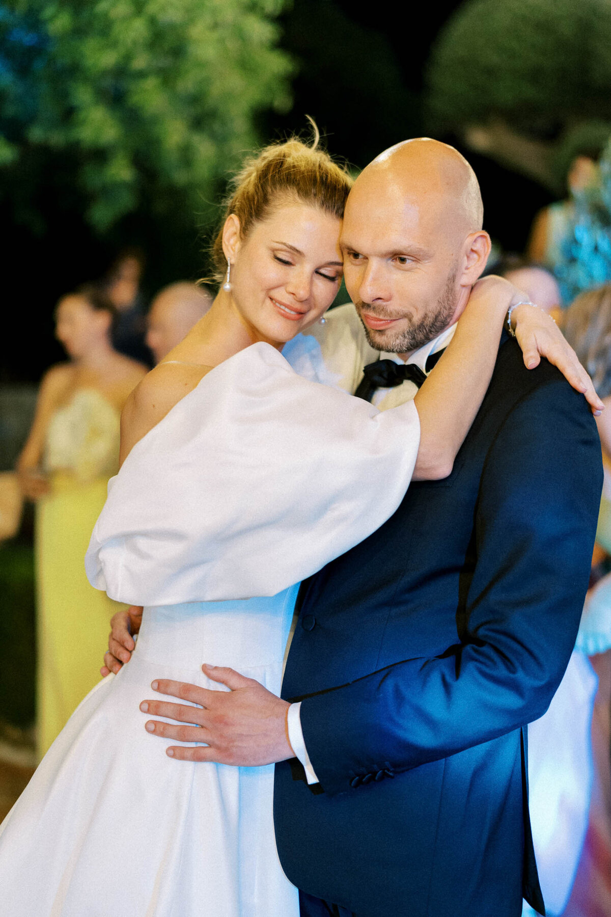 W1-Wedding-Photos-Alexander-and-Katerina-2023-07-08-2500px-1150