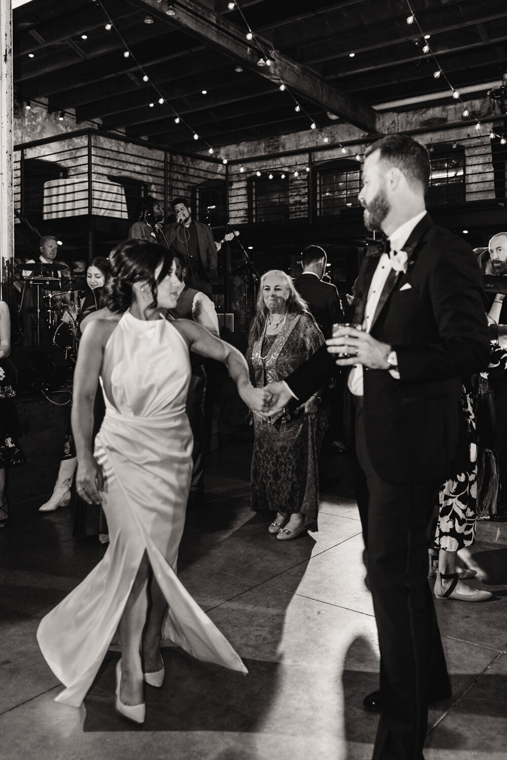 urban-row-photo-sagamore-pendry-wedding-photographer-46