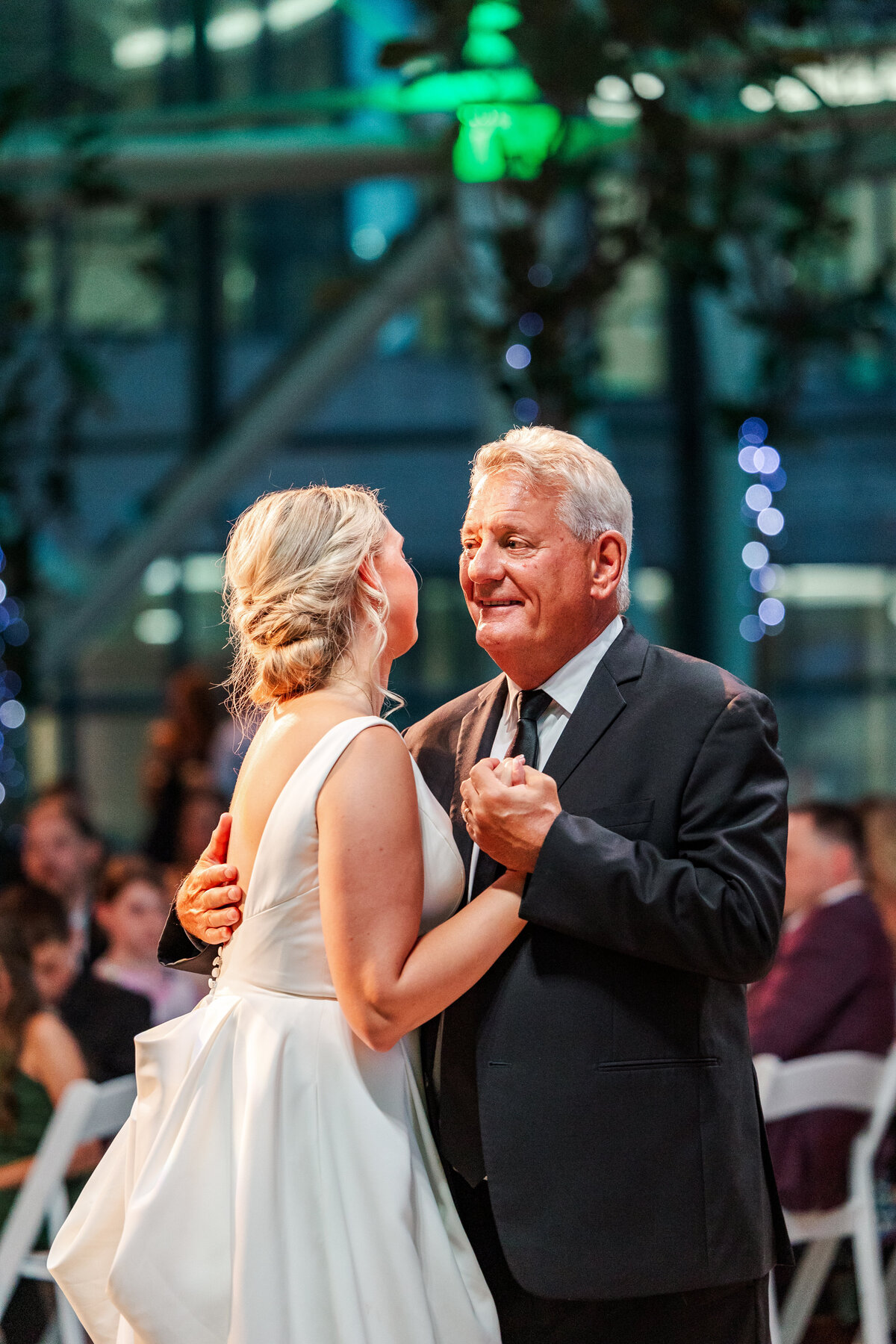 Alexis Fox Photography + Summer + Wedding + Indianapolis Arts Garden (56 of 58)