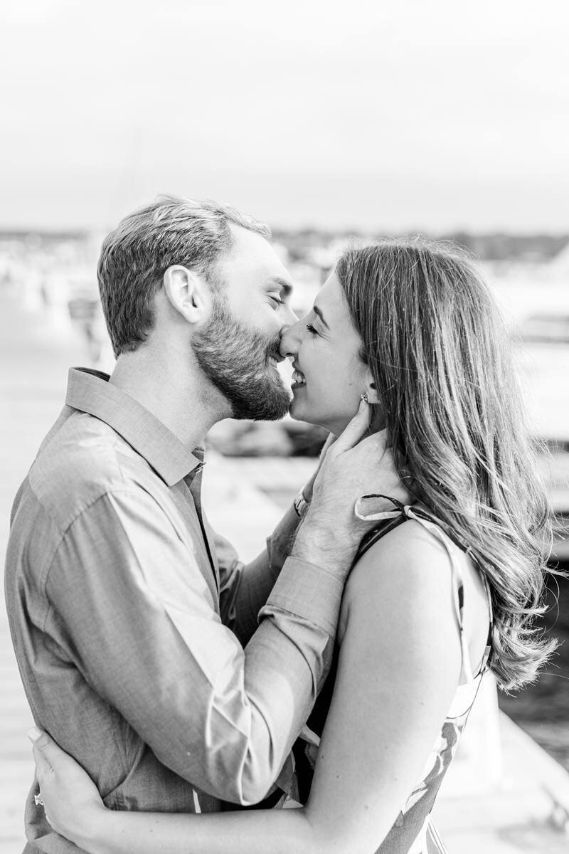 saugatuck-yacht-club-lake-michigan-engagement-photos_0004