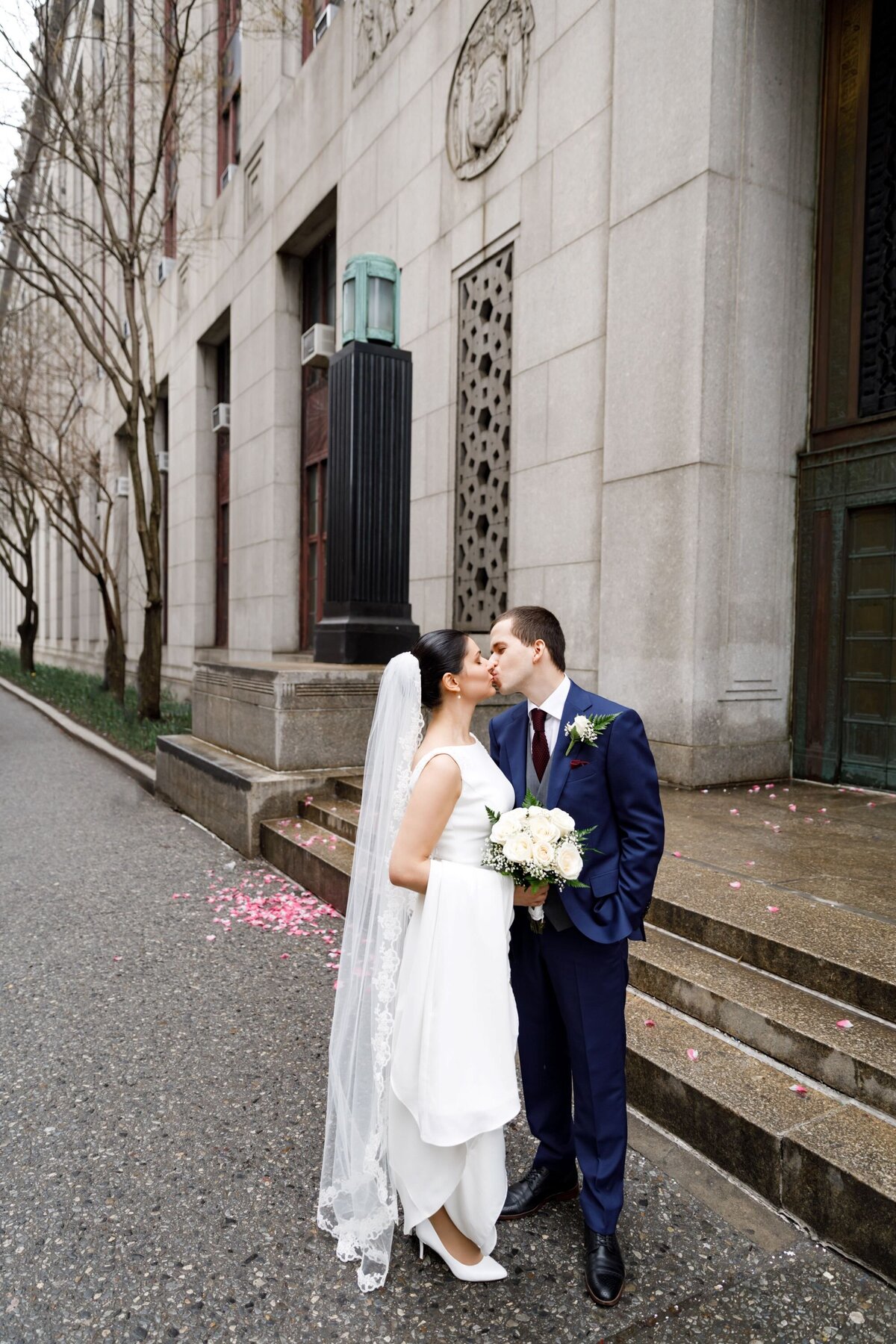 emma-cleary-new-york-nyc-wedding-photographer-videographer-venue-city-hall-12