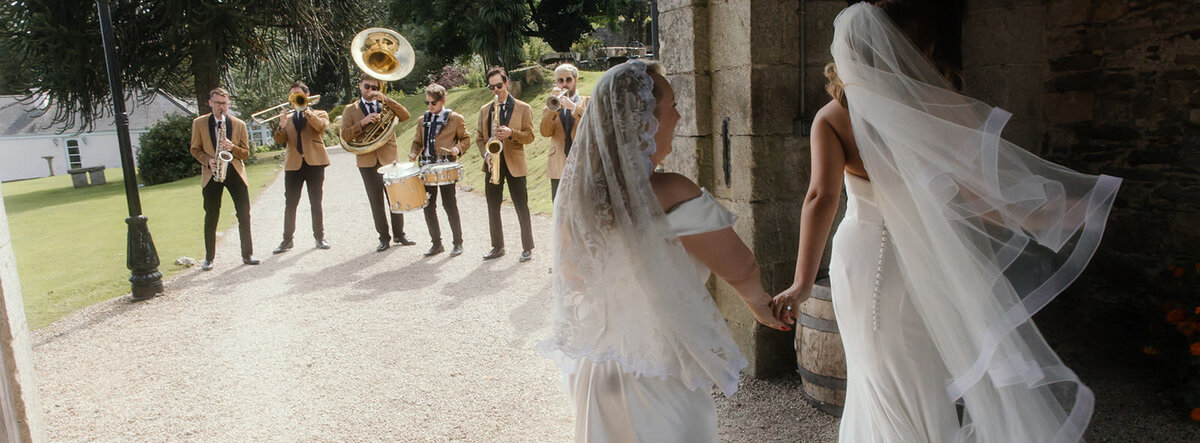 chic-luxury-garden-wedding-love-gatherings-ireland (28)