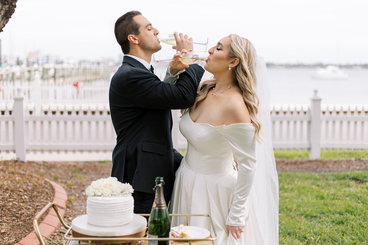 miranda-rose-photo-palmetto-bed-and-breakfast-elope-in-florida-chantilly-chic-14