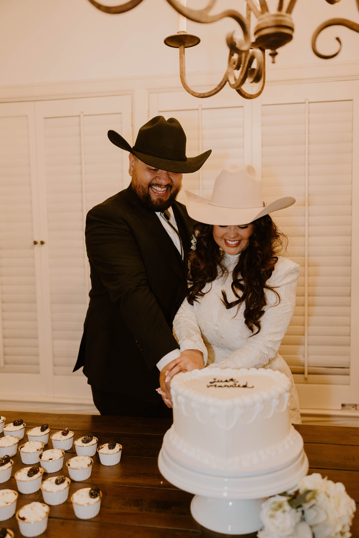 AzWeddingPhotographer-Madai+DavidFinal-446