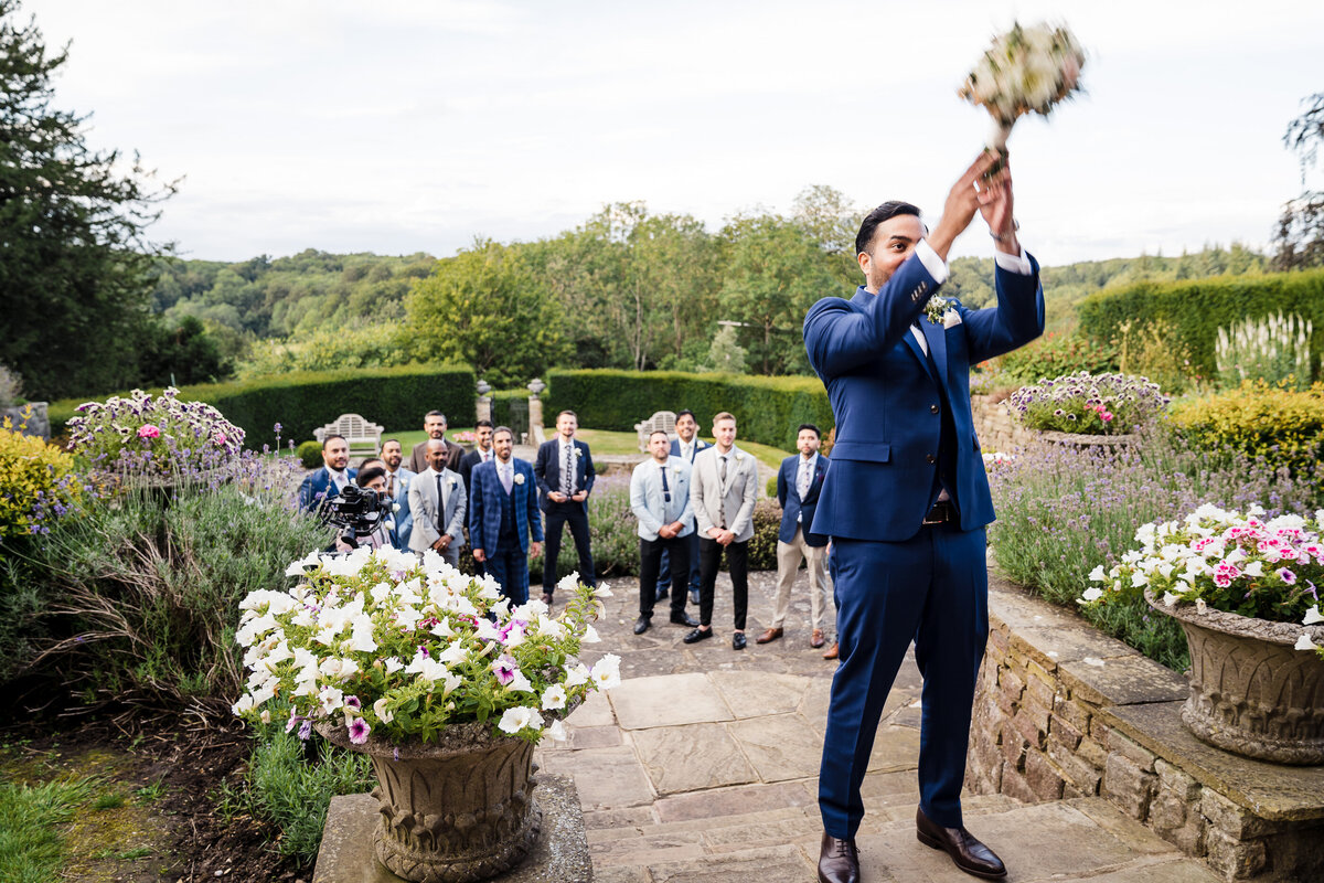 hedsor-house-italian-theme-wedding-photography-110