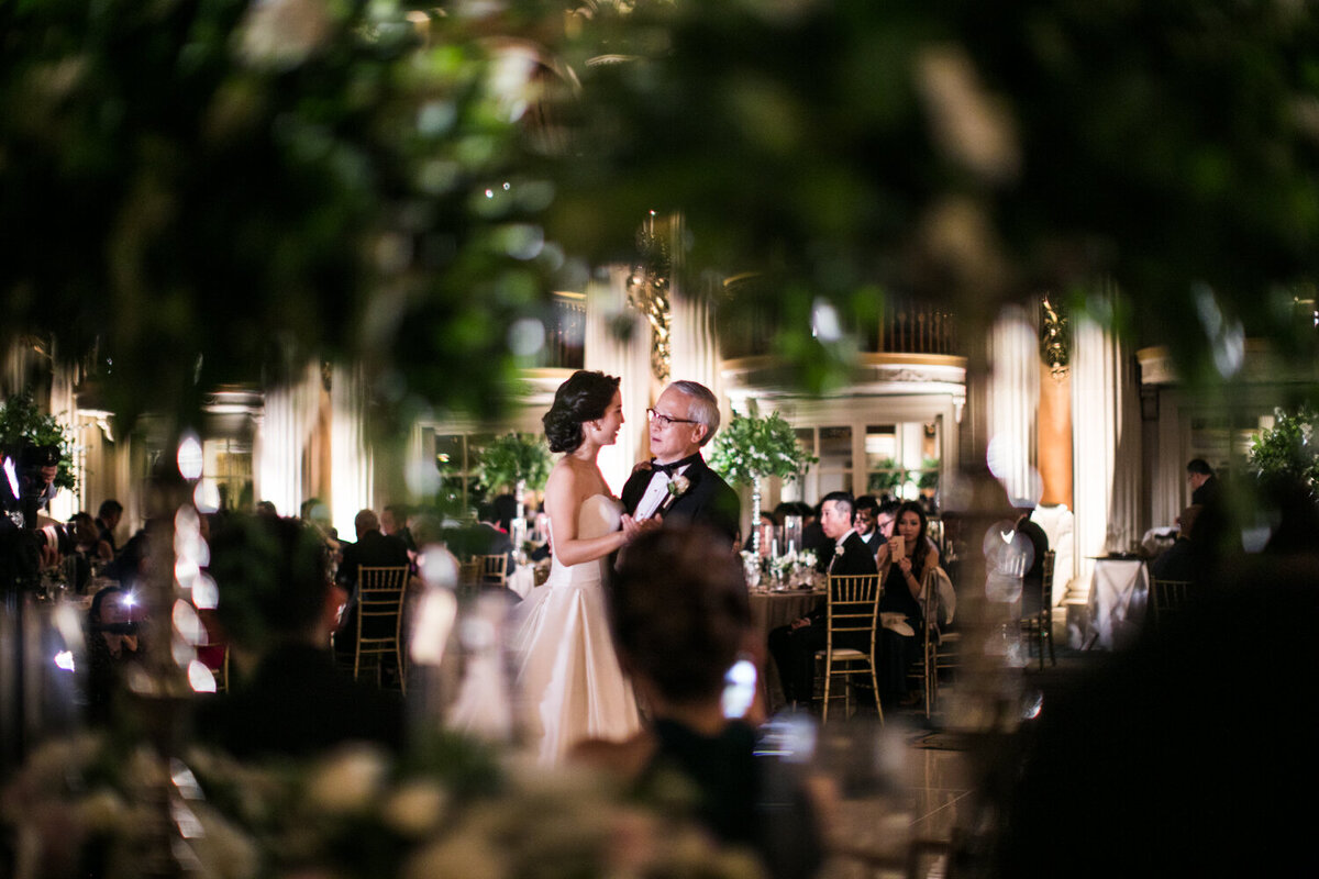 Biltmore Hotel Los Angeles Wedding. Photographer Samuel Lippke Studios075