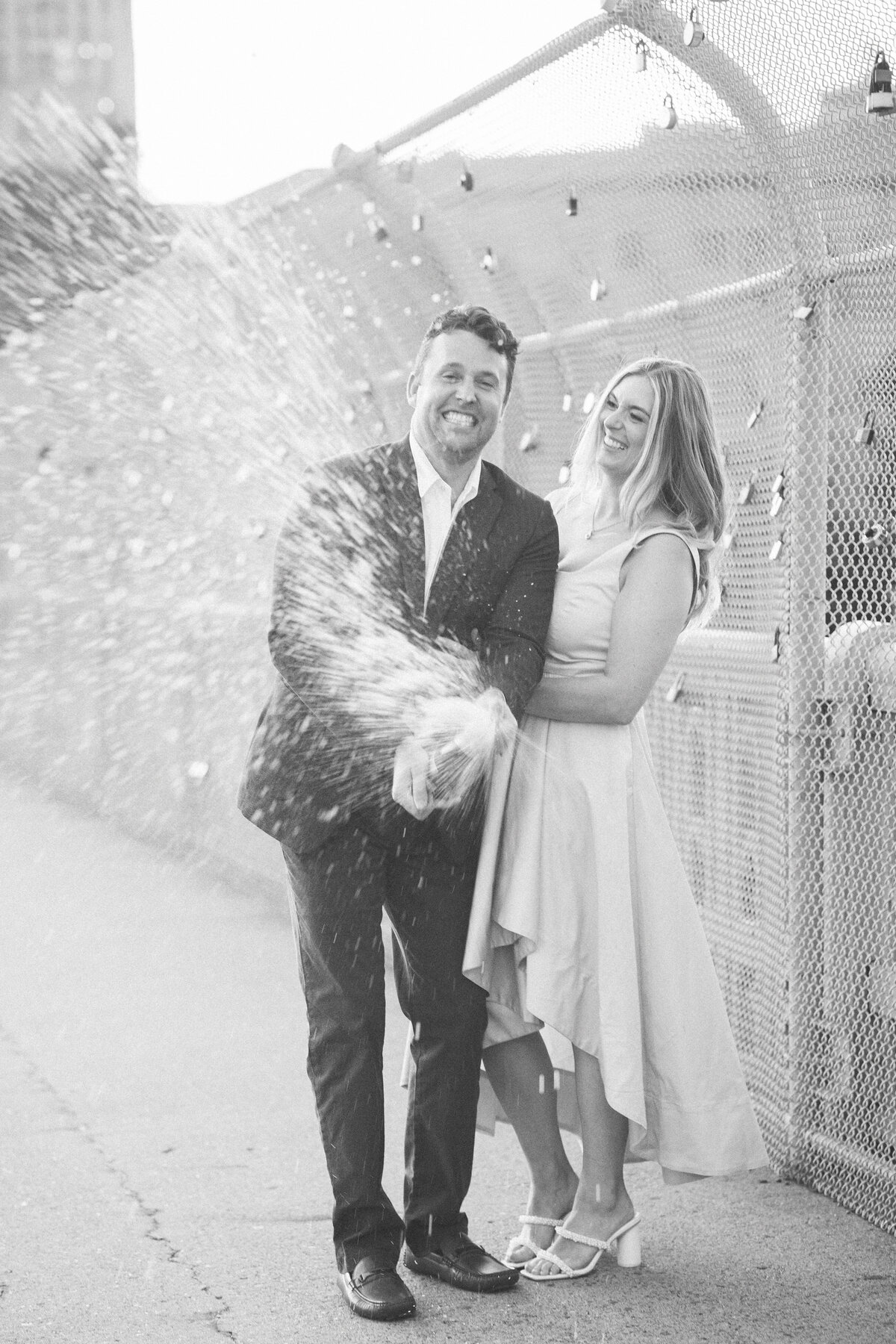 053124_Lauren-and-Shane-Schenley-Park-Engagement-annetroxelpittsburghweddingphotography-2762-2