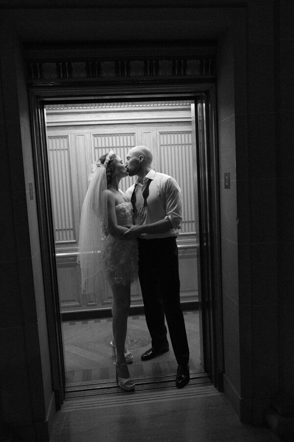Lauren+Alex_sf_city_hall_150