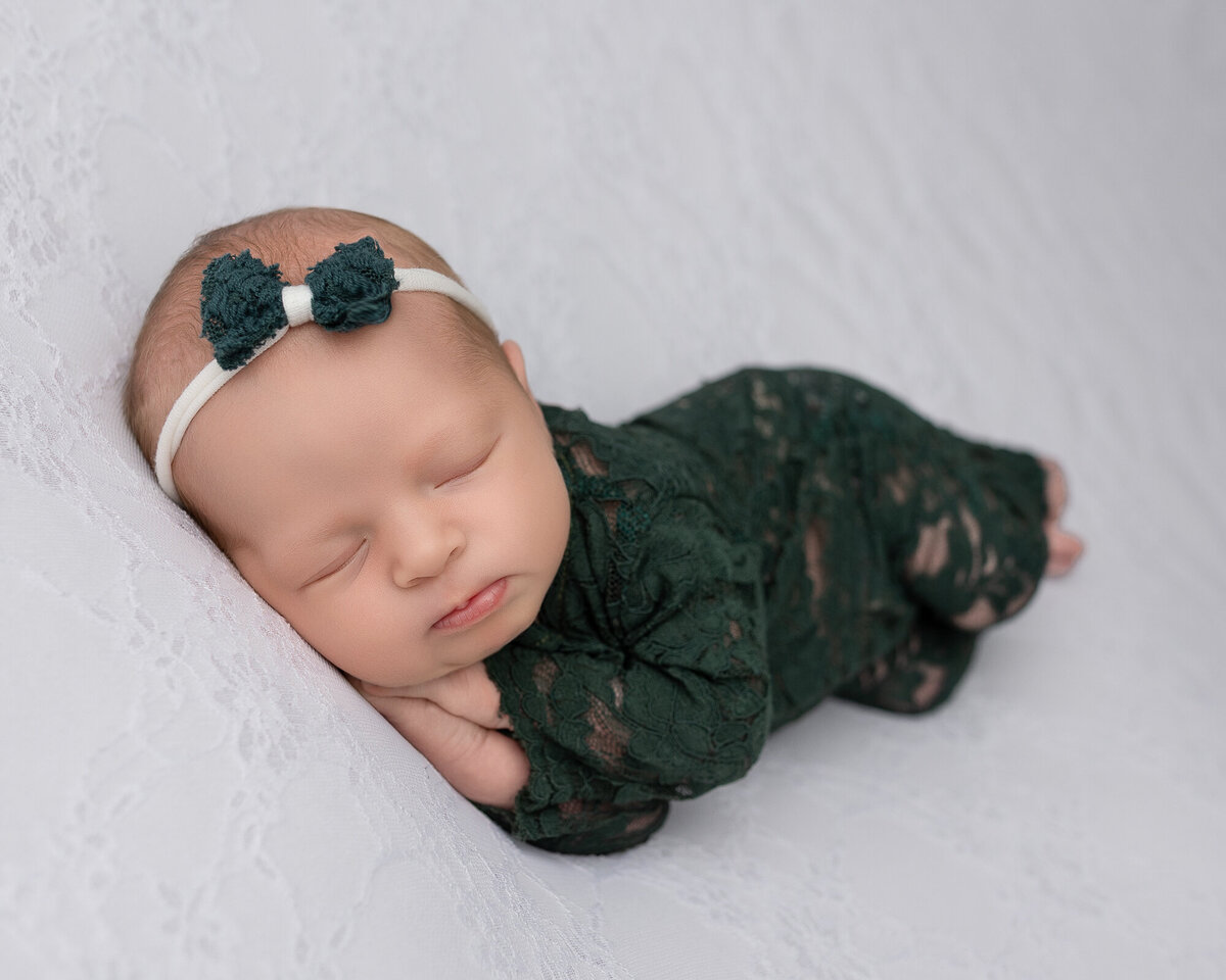 akron-newborn-photographer-kendrah|damis-17