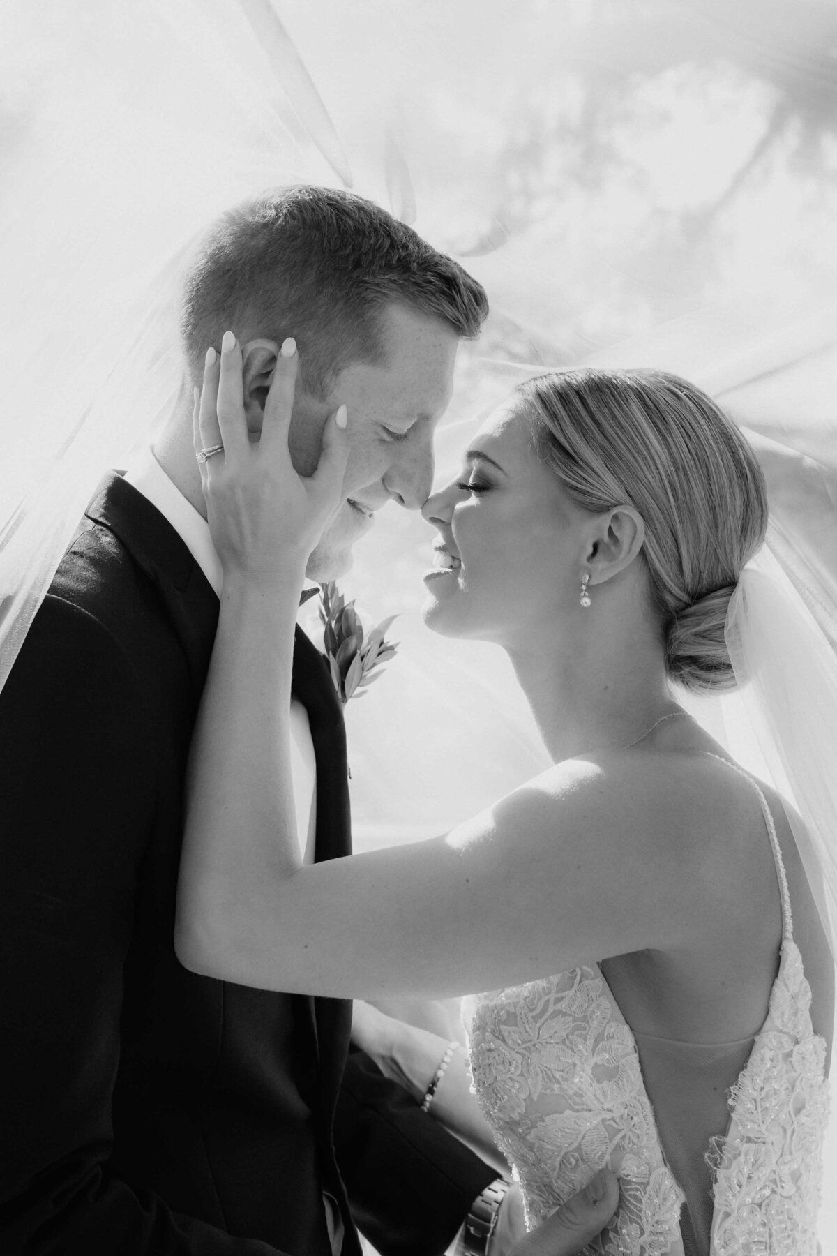 129_Savannah wedding_Charles Morris Center_Cathedral_St.John_1300_Holly+Justin {Coastal Chic Studios}_CC1_2988