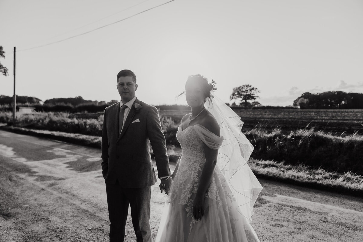 Compasses at Pattiswick Caley Photography Essex Wedding Photography -2