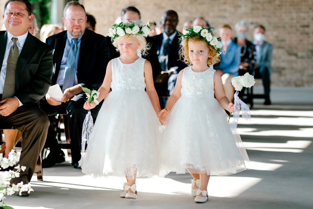 Lexi Broughton & Garrett Greer Wedding at Dove Ridge Vineyards | Sami Kathryn Photography | Dallas Wedding Photography-111
