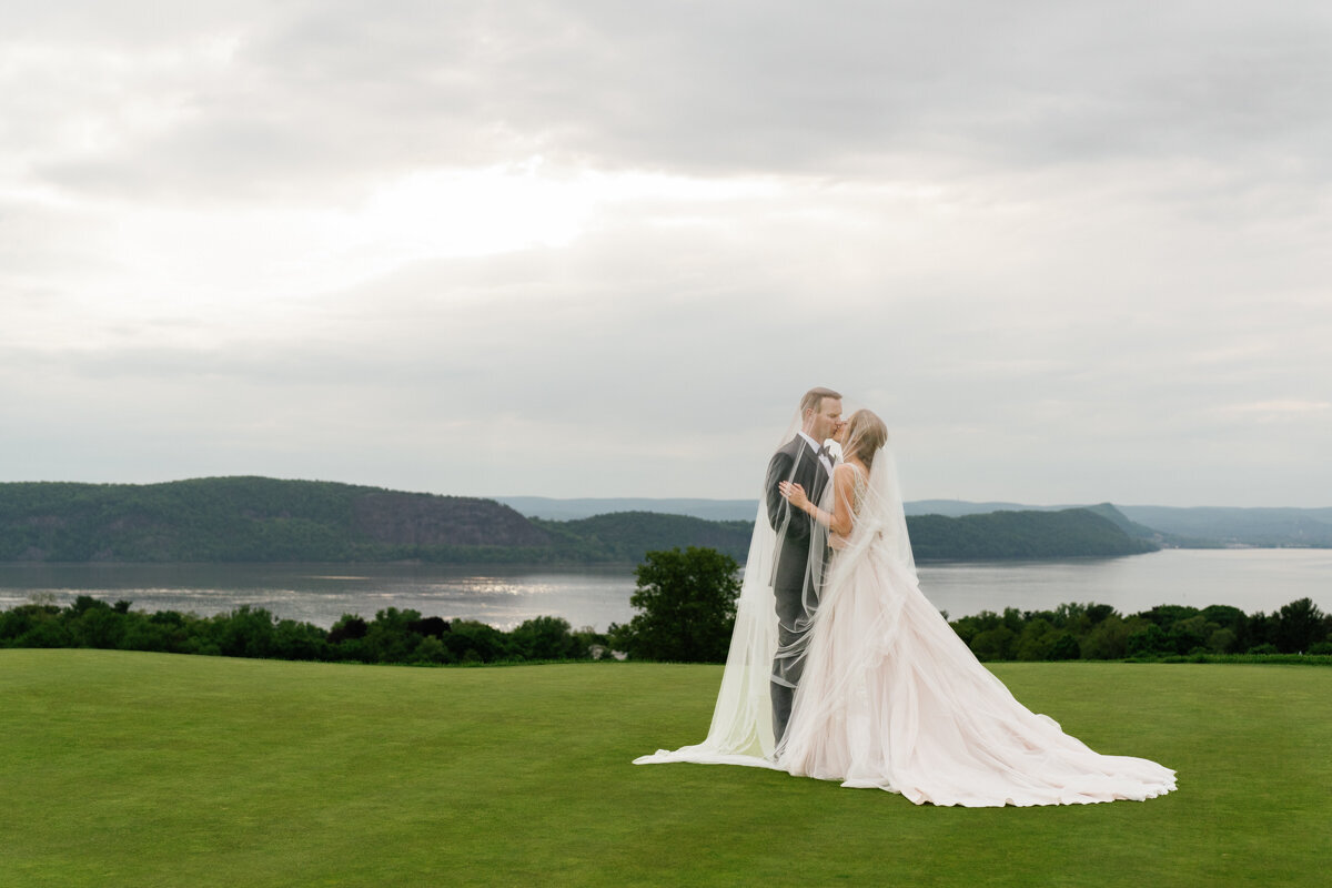 Justine Yandle Photography - Sleepy Hollow Country Club Wedding -109