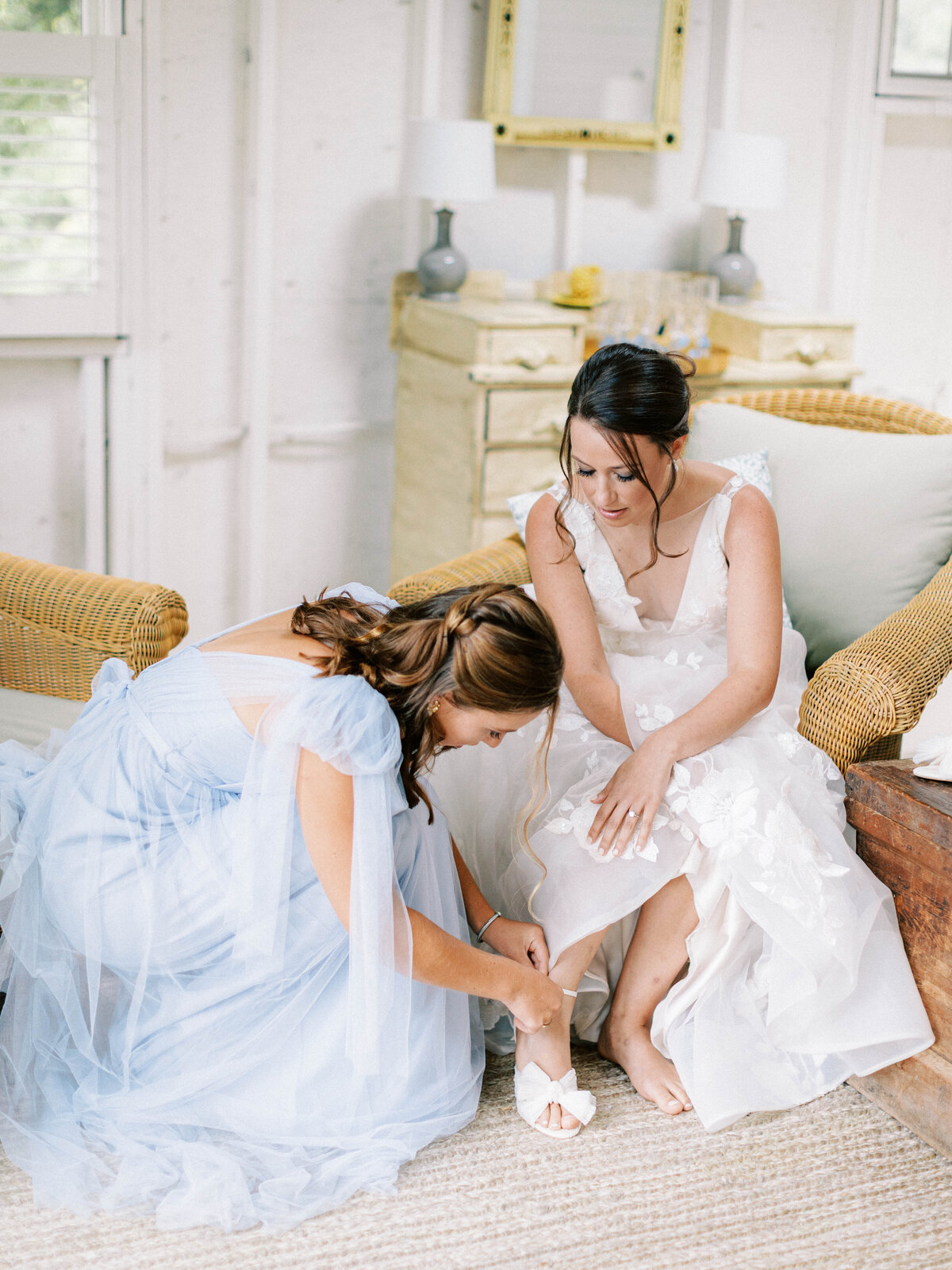 Vermont-Luxury-Film-Wedding-Photographer-Bride-Getting-Ready_153