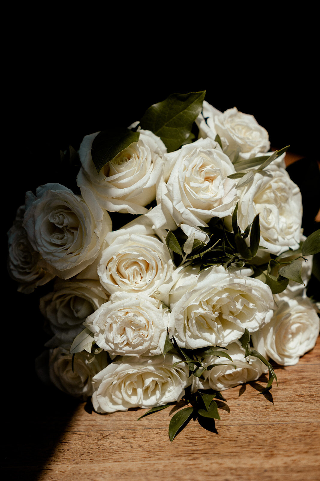 bouquet-de-roses-blanches