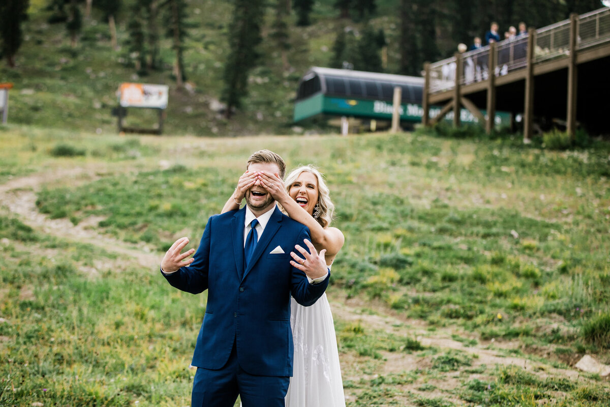 First look at a Rocky Mountain Ski Resort wedding in Keystone, Colorado