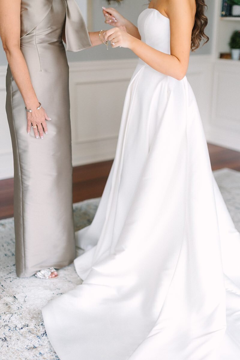 evansville-wedding-bride-getting-ready-details41