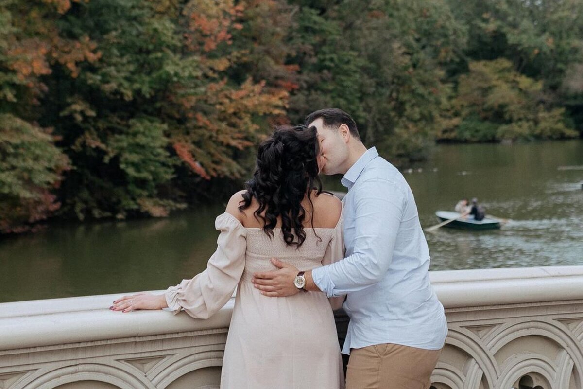 darby-saint-couple-fall-lake-nj-nyc
