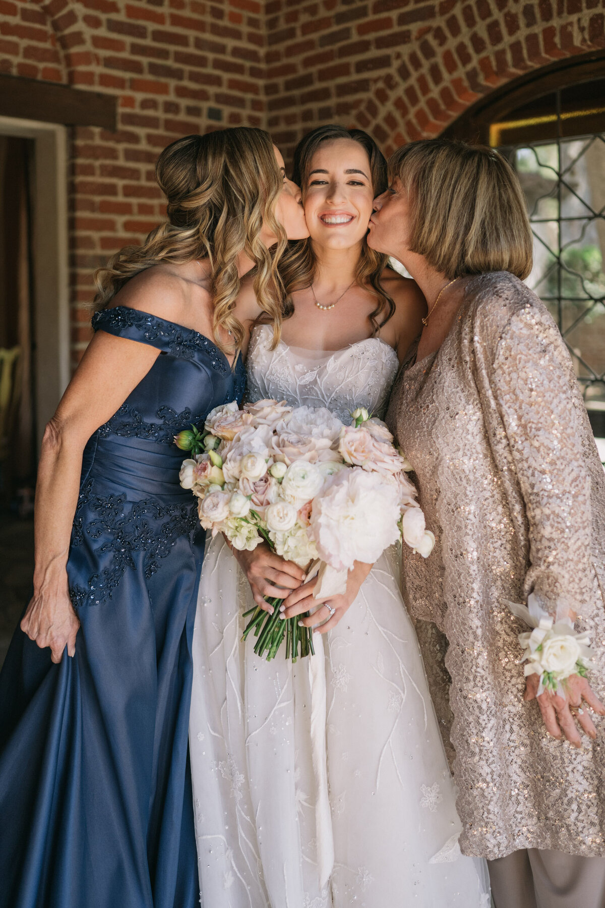 Hummingbird Nest Ranch Wedding 025