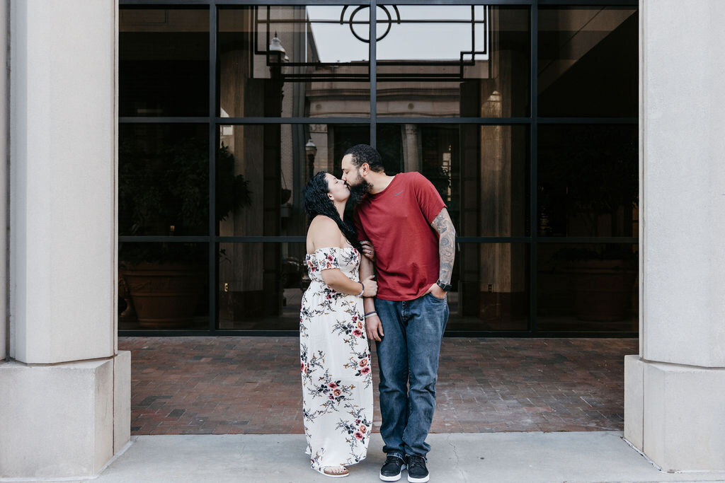 downtown-knoxville-engagement-session (5)