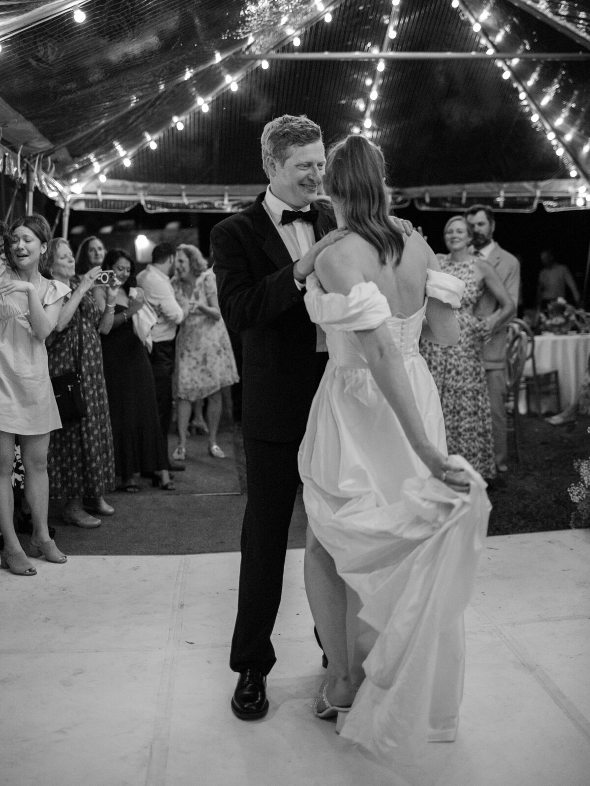 Hannah Lamb Events full service wedding planning and design company Louisiana based destination wedding and event planner9