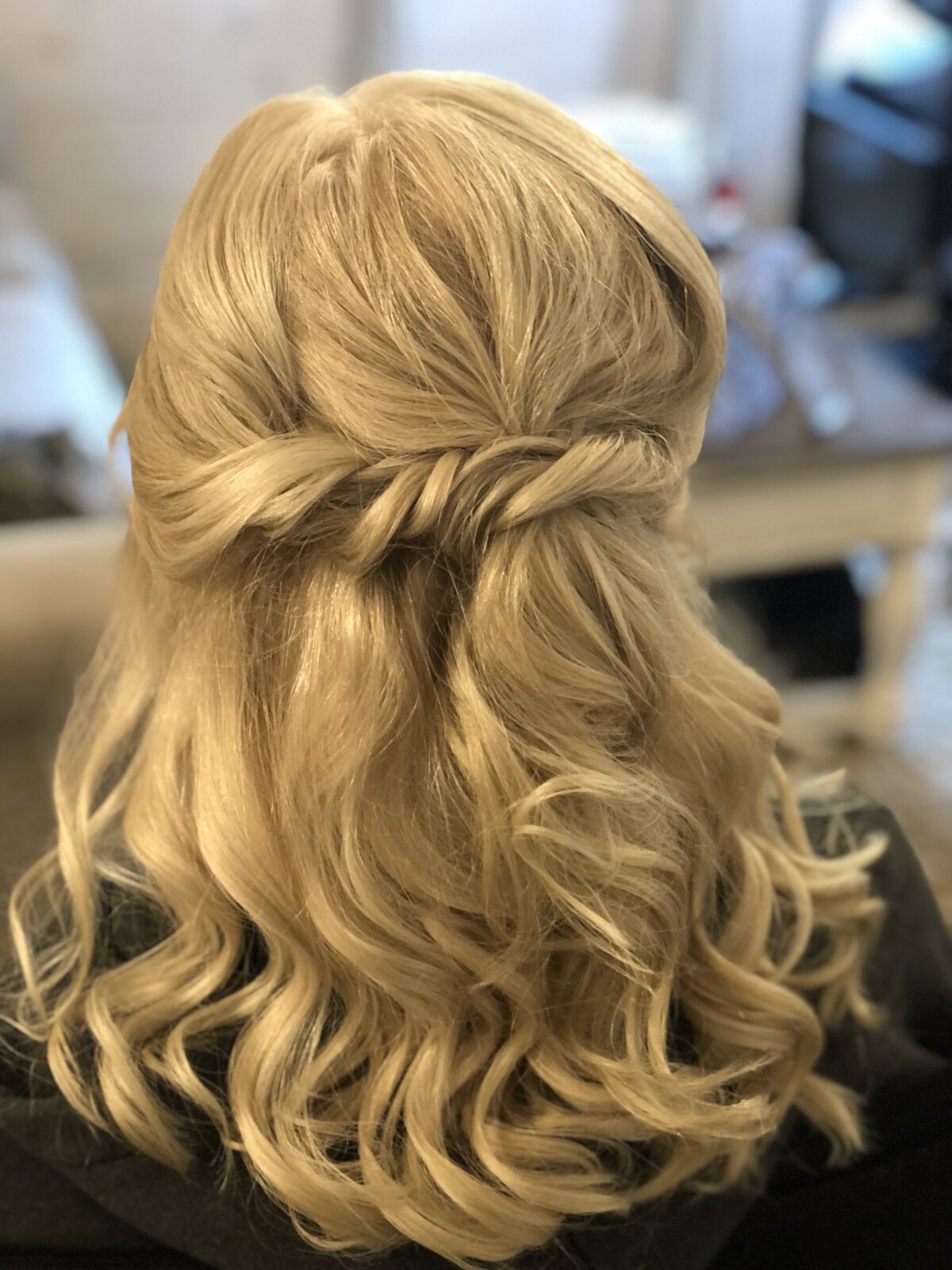 ct-wedding-hair-and-makeup-smudge-makeup-ct-10