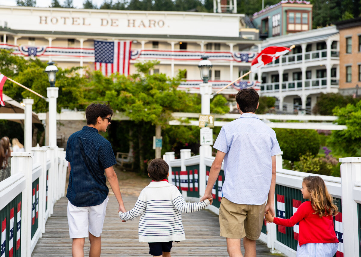 Roche-Harbor-Resort-family-and-engagement-photography-17