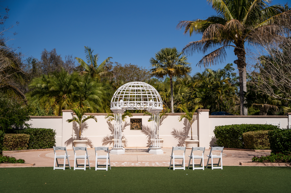 maddness-photo-florida-botanical-gardens-elope-in-tampa-bay-chantilly-chic-celebrations-8