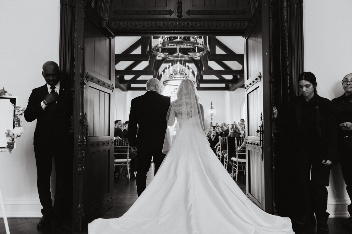 250330-Christina&Joe-TheParkSavoy-Wedding-FlorhamPark-NJ-Previews-Web-100