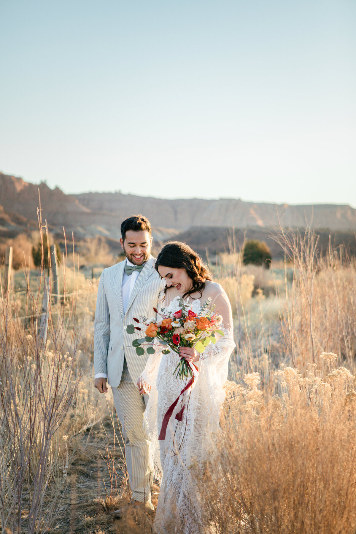 Utah-Weddings-Elopements-DestinationWedding-AdventureElopement-WanderingWildeMedia (25)