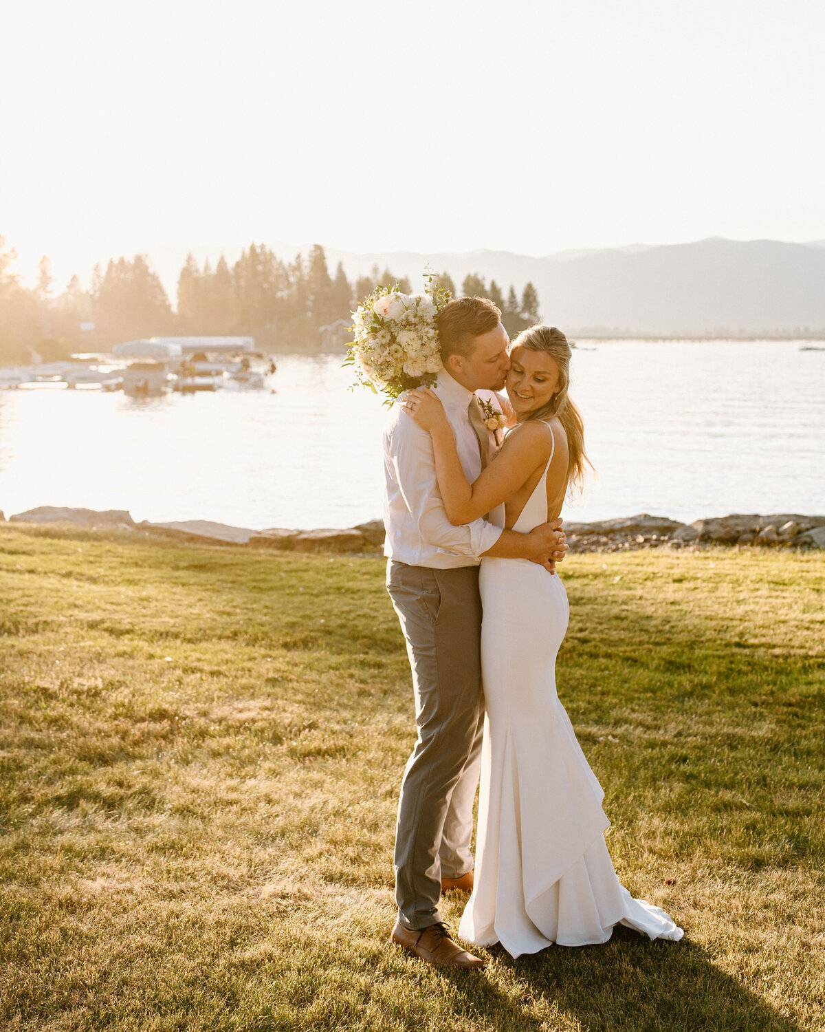 backyard_summer_wedding_sandpoint_idaho_lake_pend_orielle_05