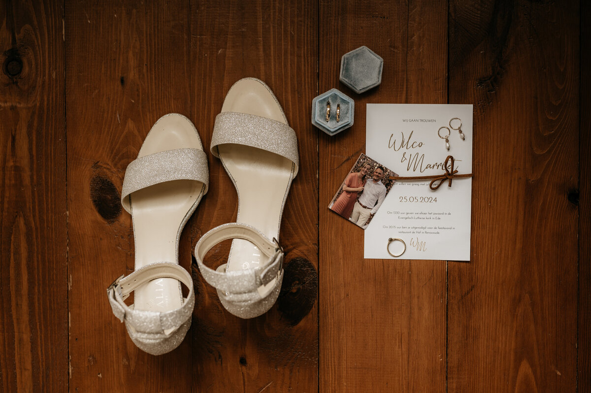 Pure Liefde Fotografie - Wilco & Marriët - Getting ready Marriët-7