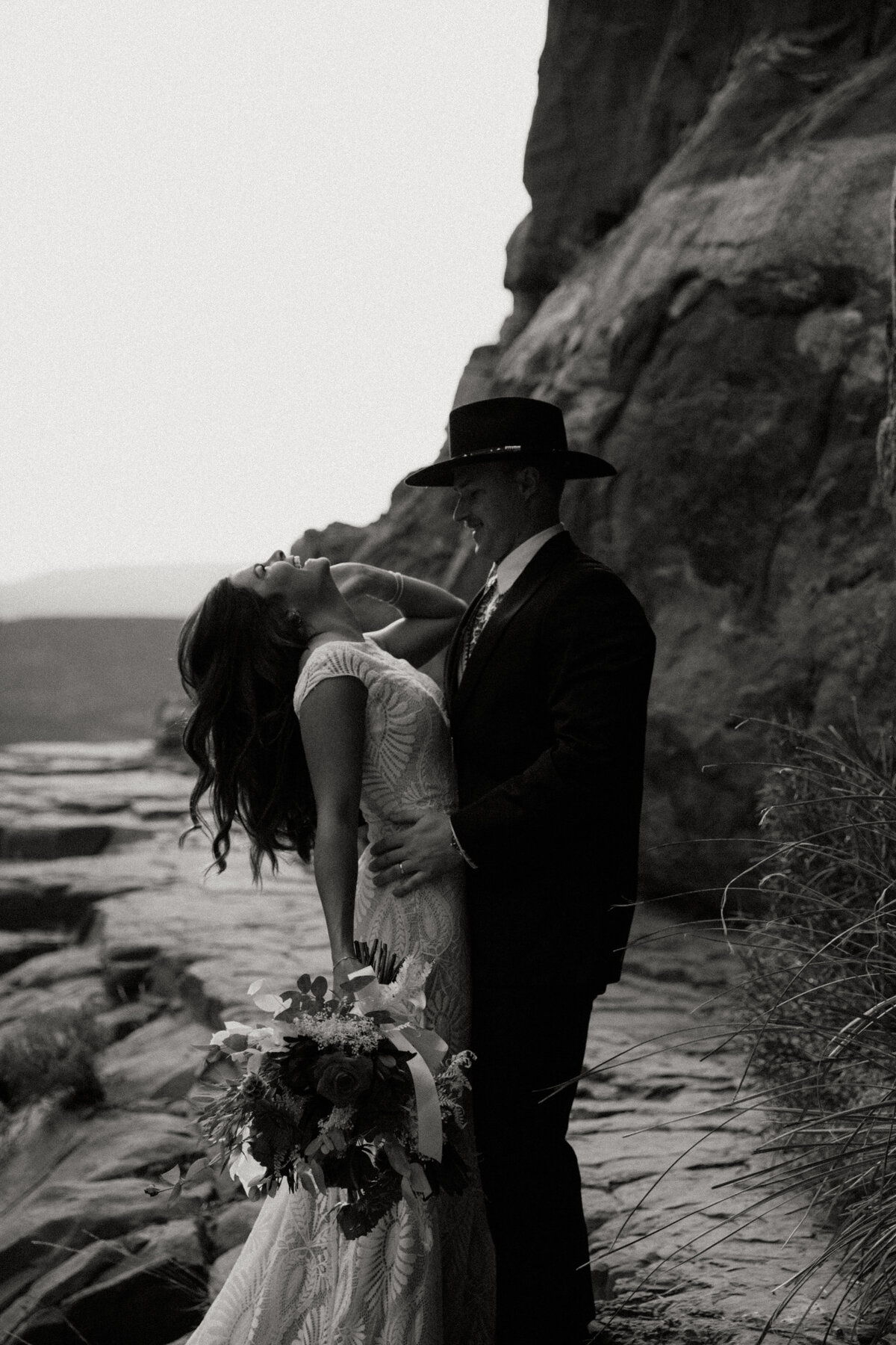 sedona-arizona-elopement-wedding-photographer-068