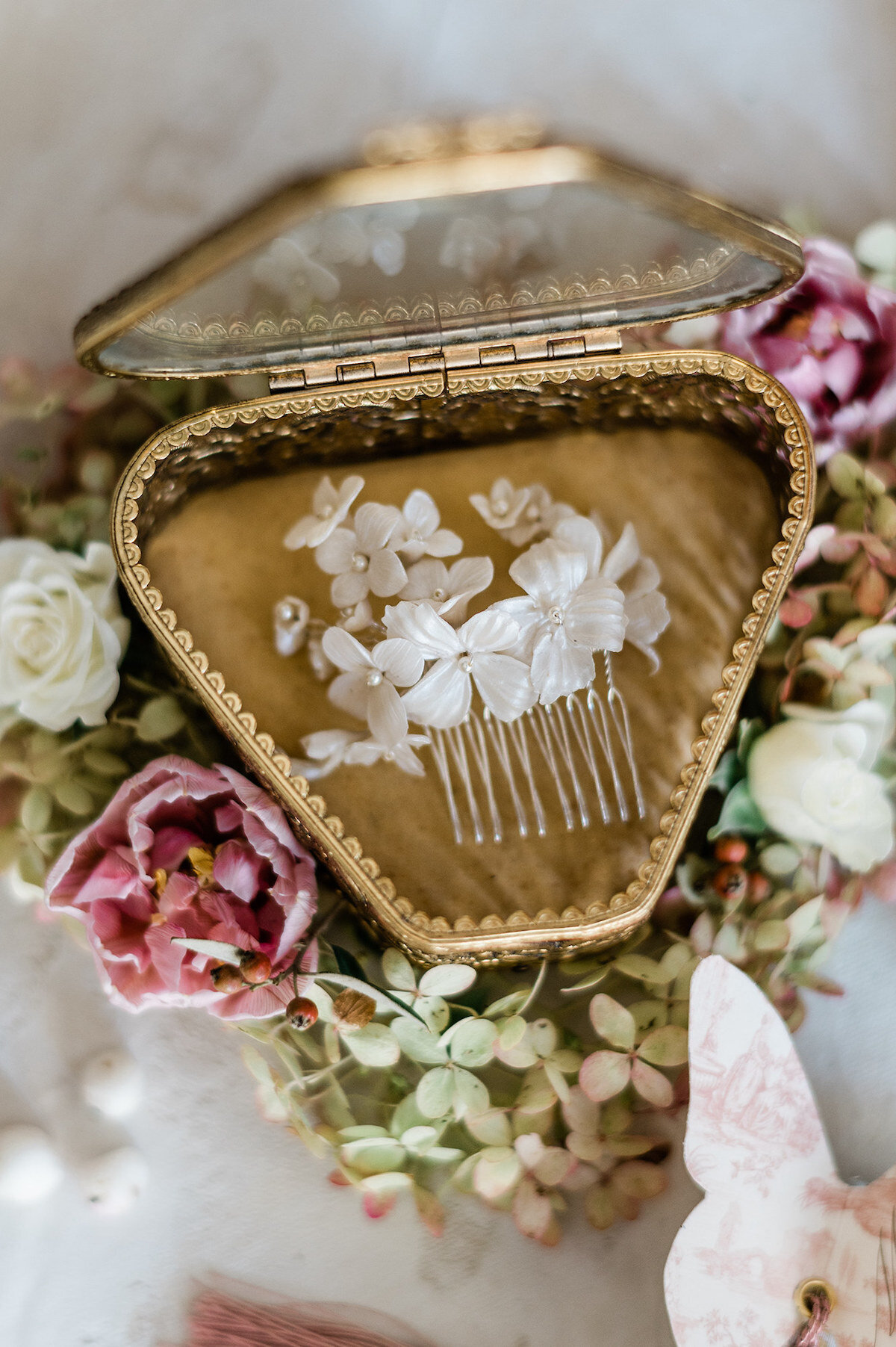 Experience the allure of luxury weddings in the heart of Washington DC through our fine art lens. Every frame captures the essence of elegance and romance, showcasing your love story against the backdrop of iconic DC landmarks.