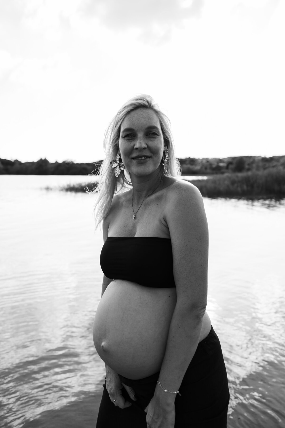 zwangerschap shoot in het water