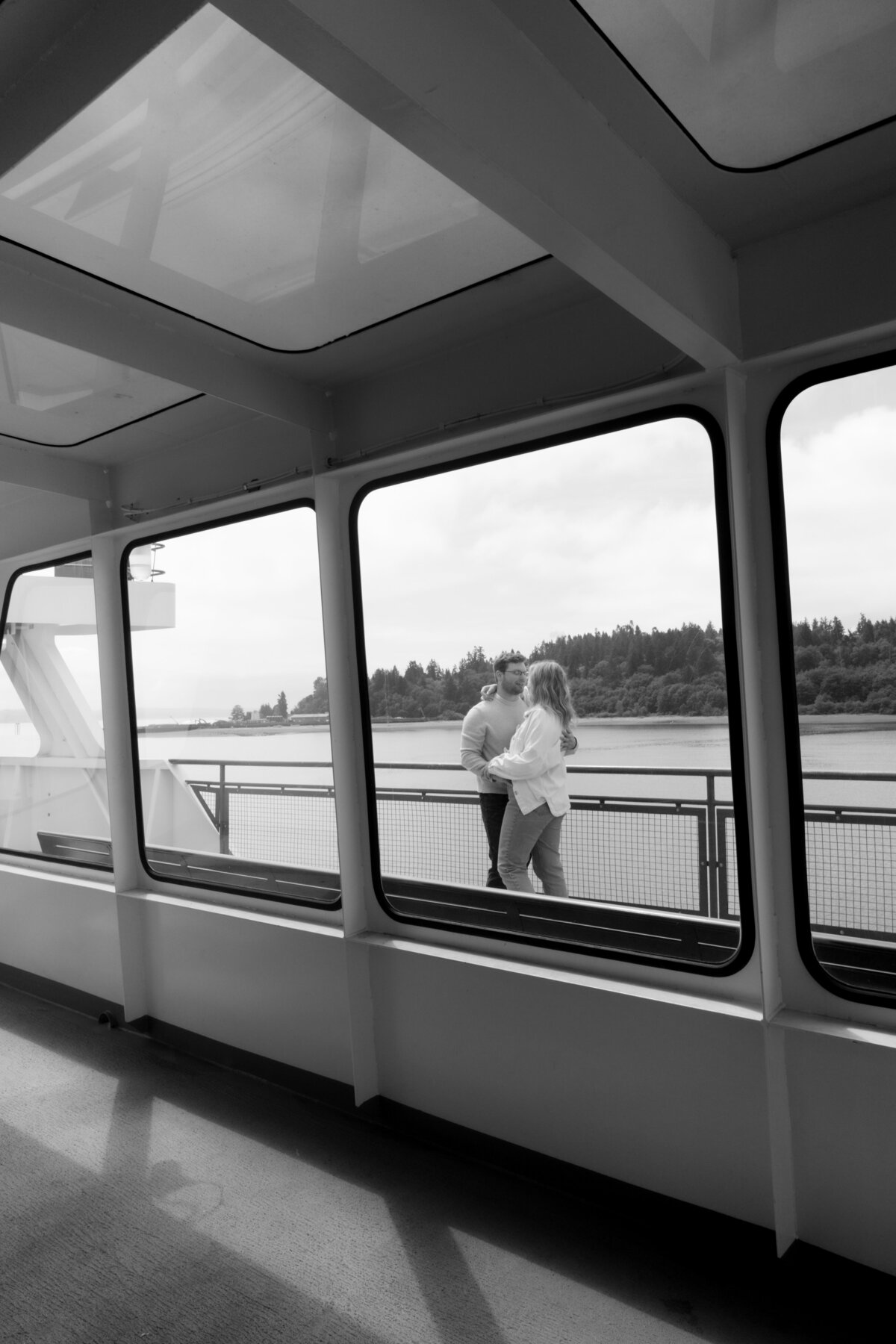 SeattleFerryCouplesPhotography112