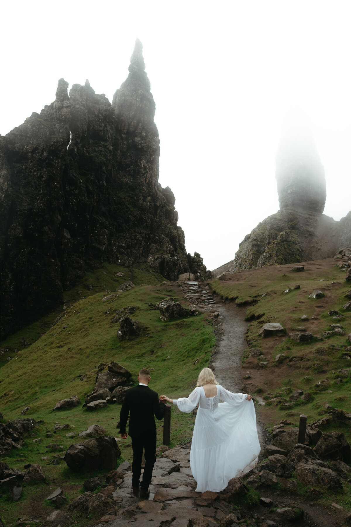 the_chaffins_international_destination_wedding_elopement_photography_photographers_sammie_chaffin_micah_editorial_adventure_engagement_photos81