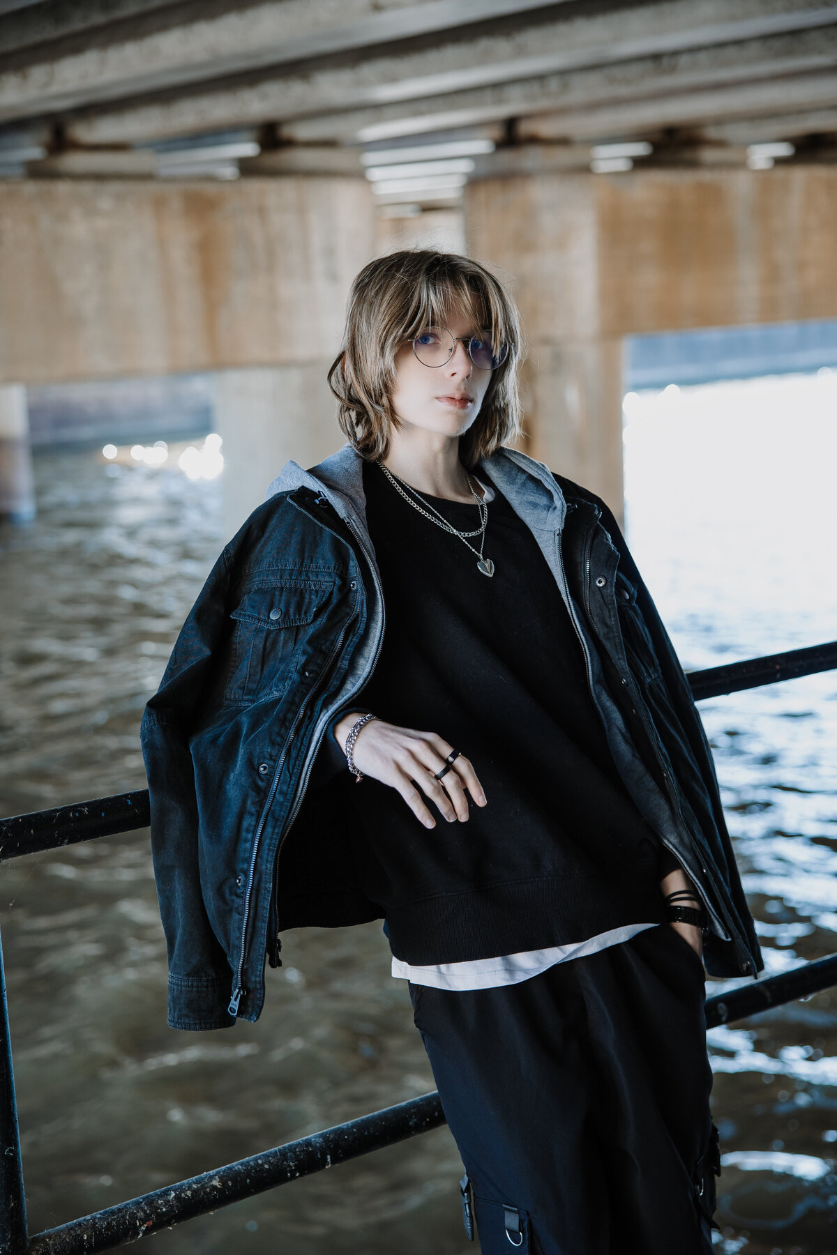 Downtown-flint-michigan-senior-photography-session