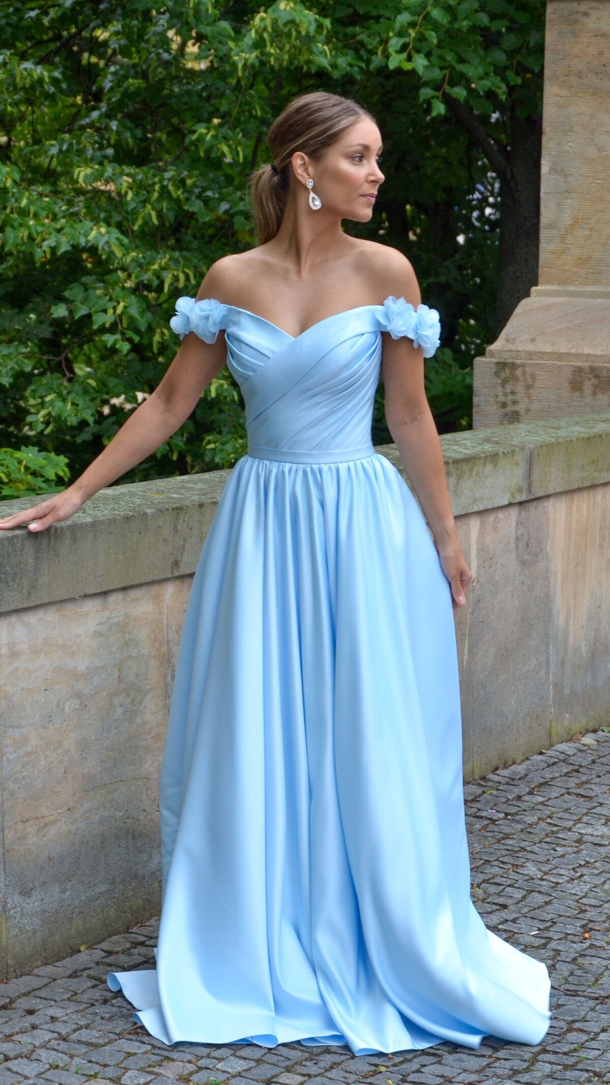 spolecenskesaty21.10.25.21