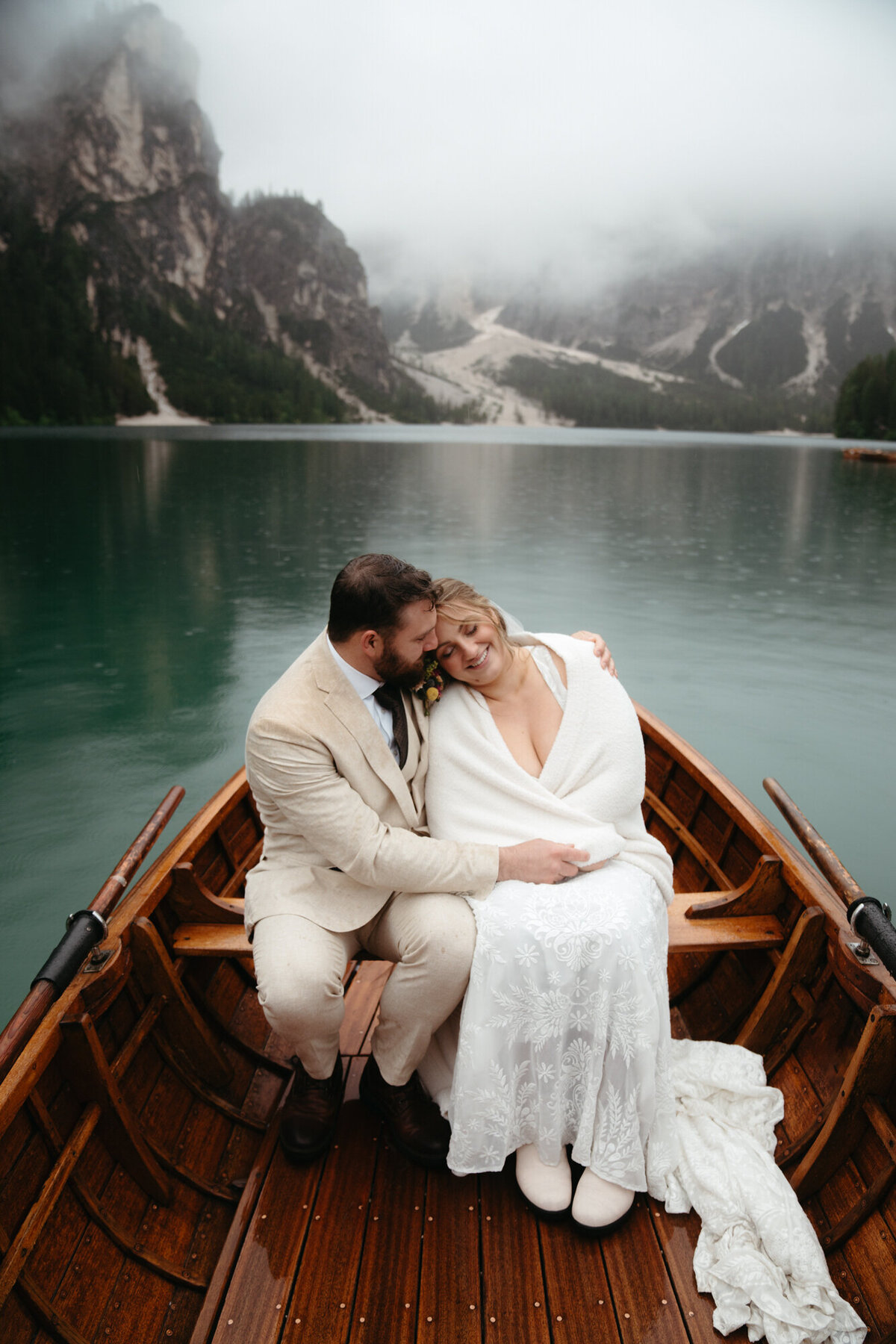 the_chaffins_international_destination_wedding_elopement_photographers_sammie_chaffin_micah_editorial_adventure_photos_travel_dolomites_italy_13