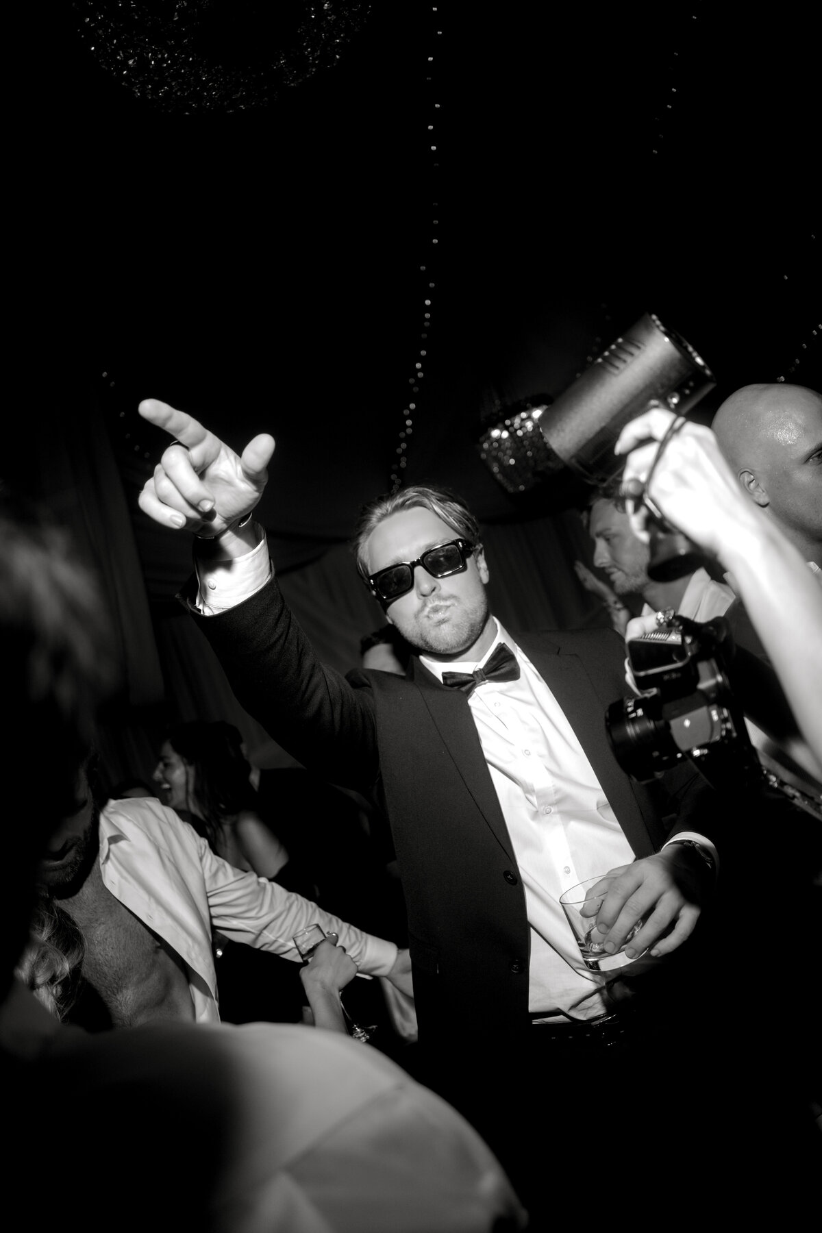 Caprio-Captured-Photography-J&R-NewportCountryClub-Wedding-983