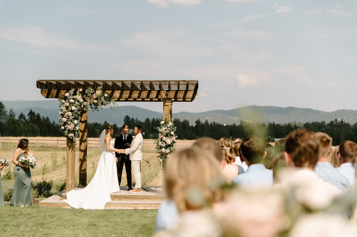 july_trezzi_farm_winery_wedding_03