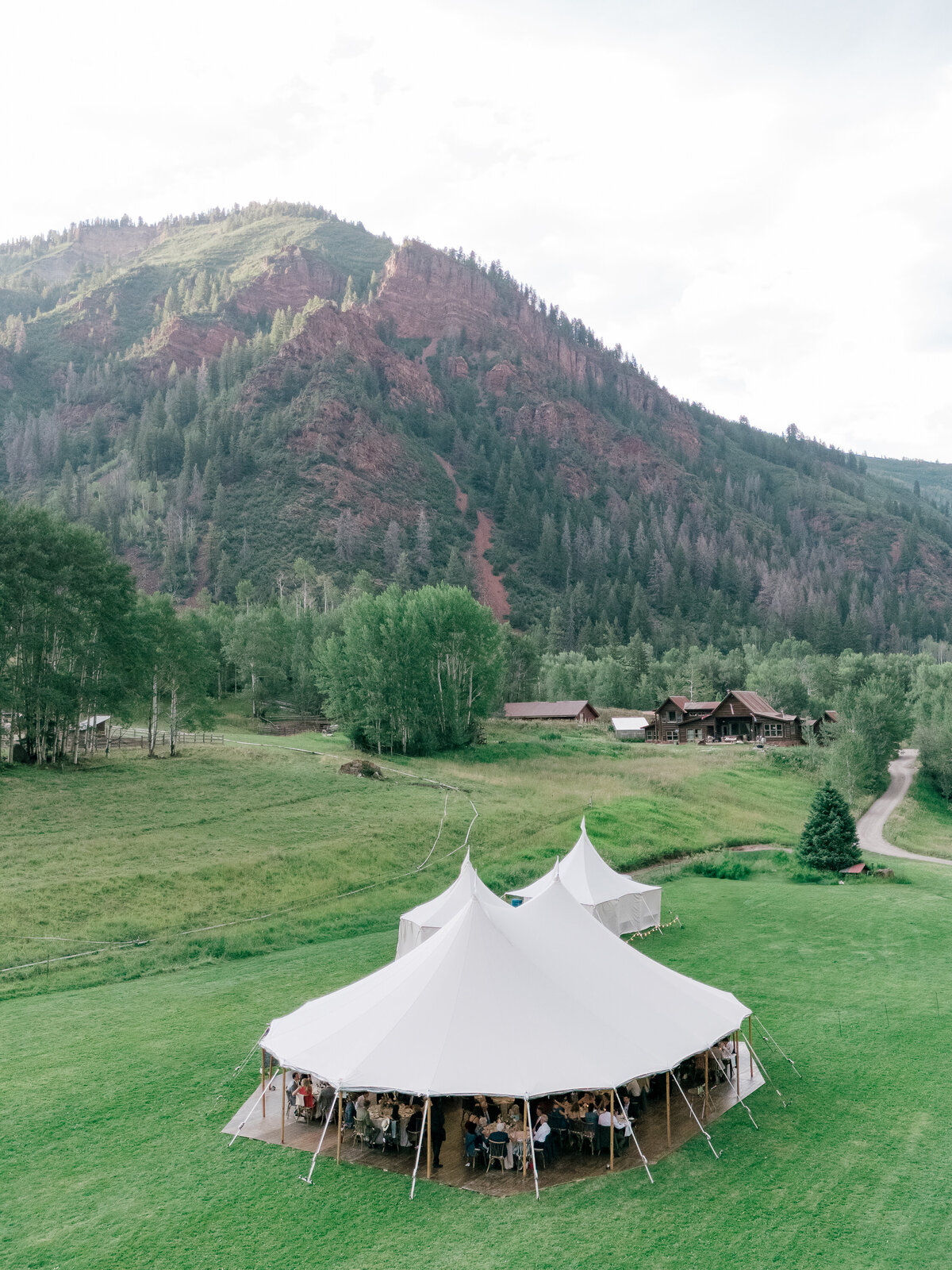 t-lazy-7-wedding-54