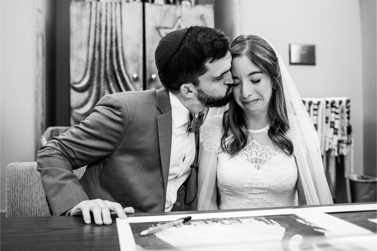 jim-heine-photography-by-brea-baltimore-wedding-photographer_5053-2000x1332