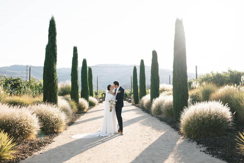 SydneeMariePhotography--NewYorkWeddingPhotographer--TrePosti,StHelenaWedding--M+D-67