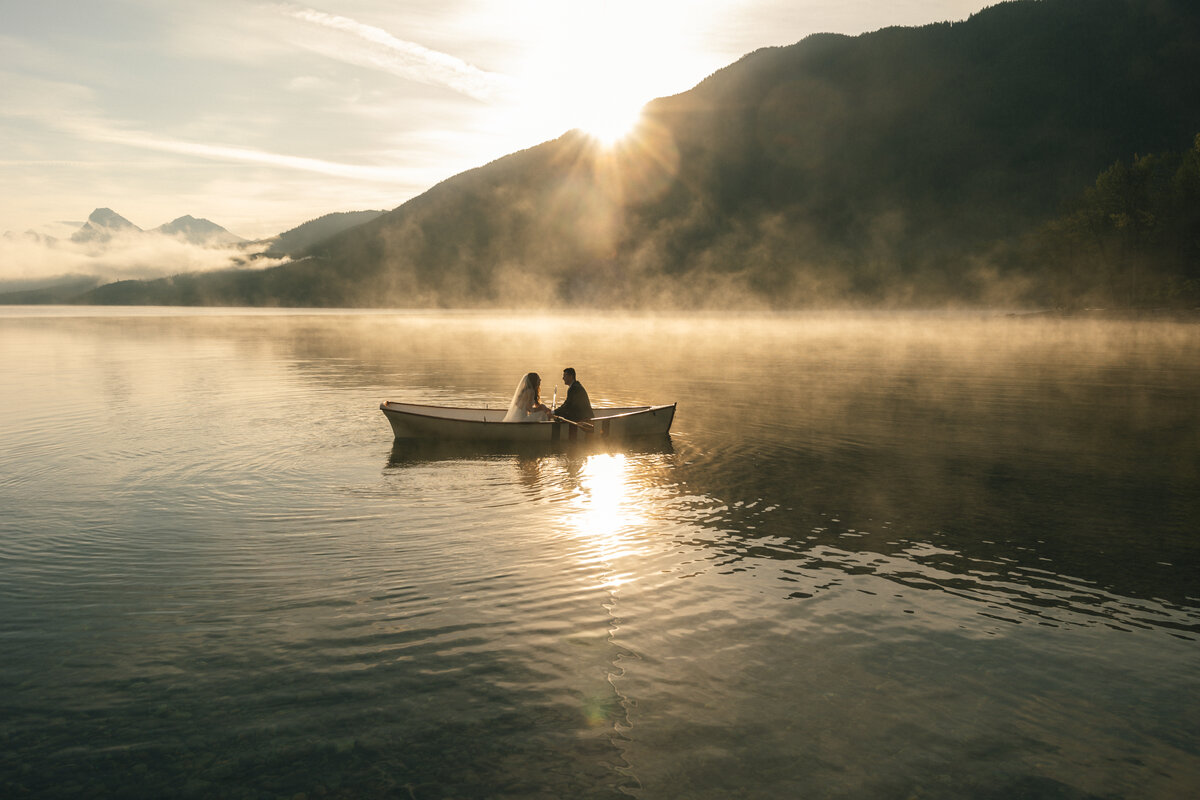 HANNAH-KEVIN-GLACIER-NATIONAL-PARK-AUGUST-ELOPEMENT-2024-FANCYSHOTSBYINGRID-70